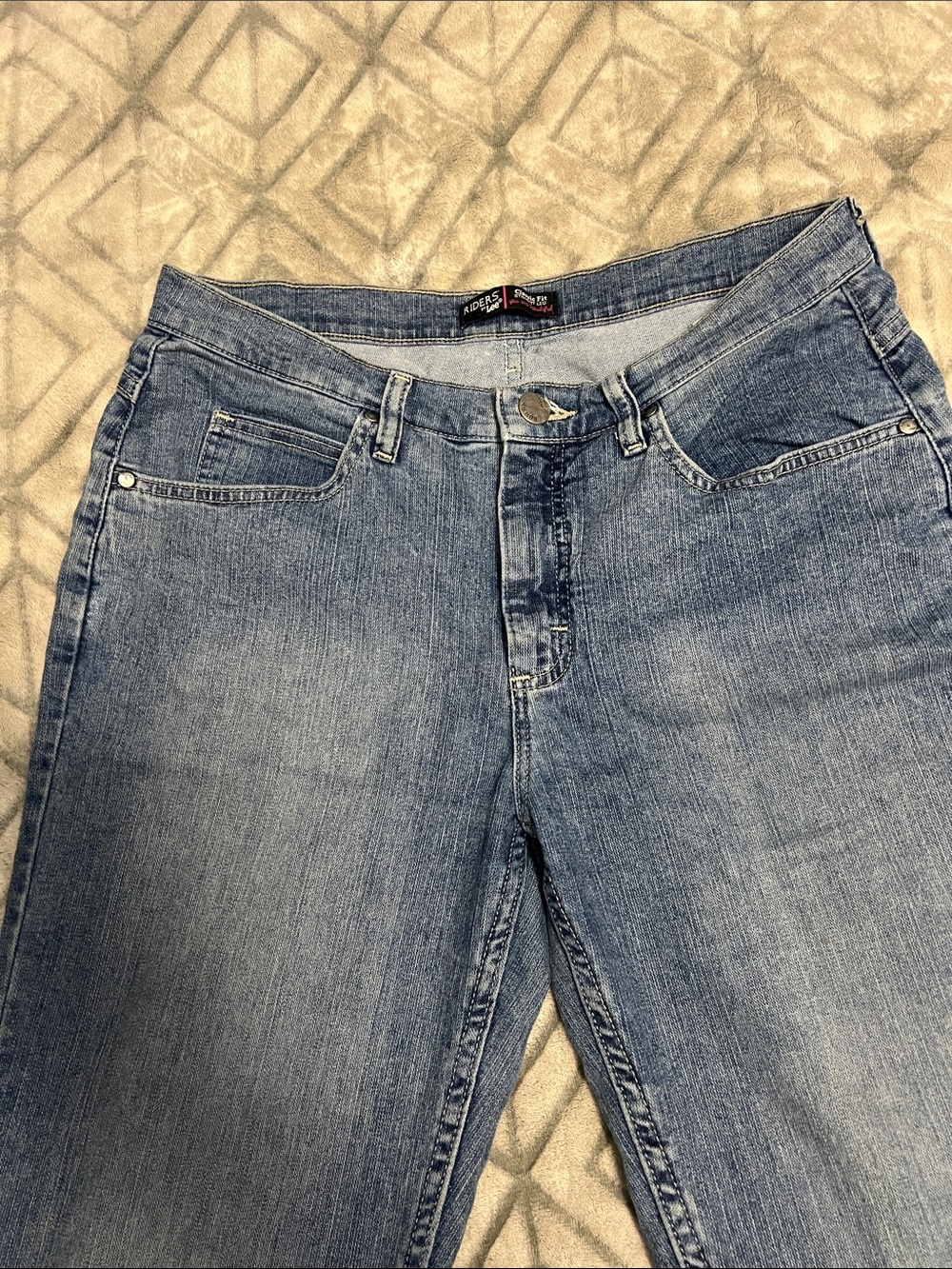 Riders by Lee Women's Straight Leg Jeans - Light Blue Wash